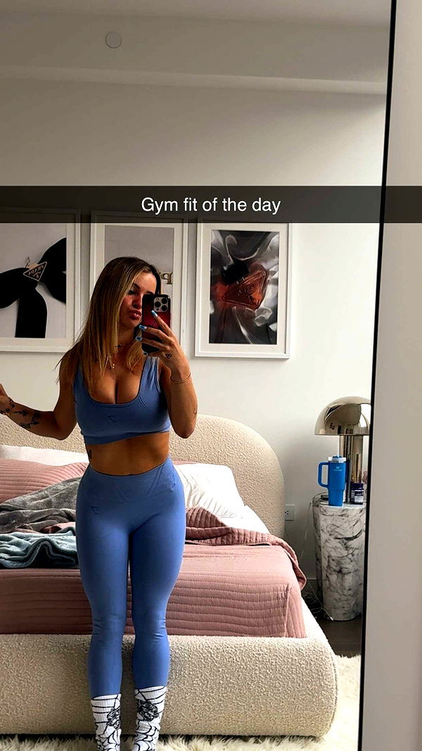 kaitlyn_krems snapchat image archive image