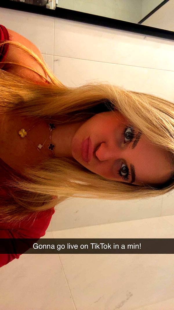 kaitlyn_krems snapchat image archive image