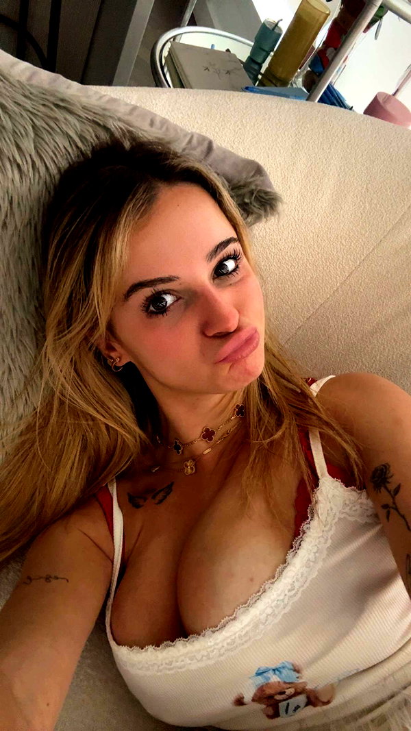 kaitlyn_krems snapchat image archive image