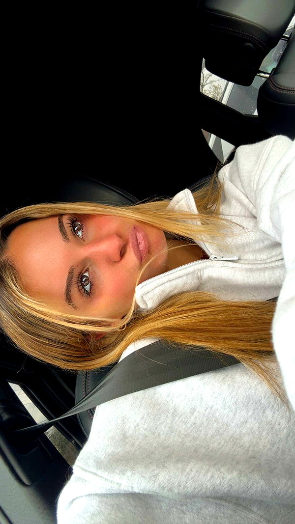 kaitlyn_krems snapchat image archive image
