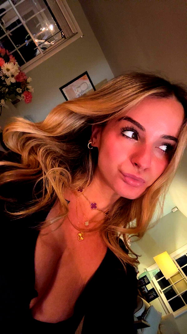 kaitlyn_krems snapchat image archive image