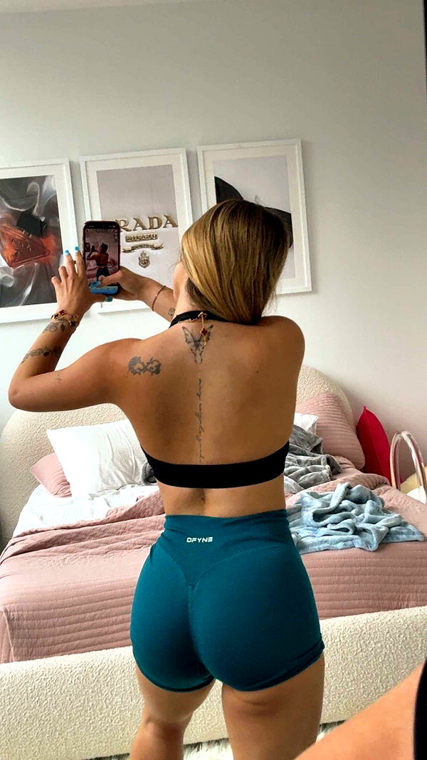 kaitlyn_krems snapchat image archive image