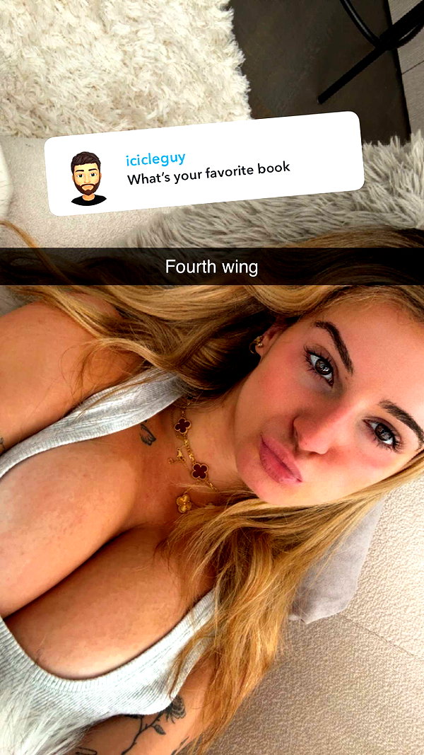 kaitlyn_krems snapchat image archive image