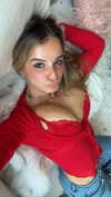 kaitlyn_krems Altpins Profile Picture