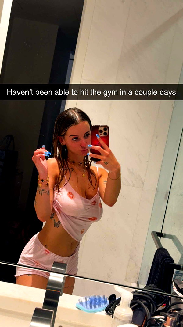kaitlyn_krems snapchat image archive image