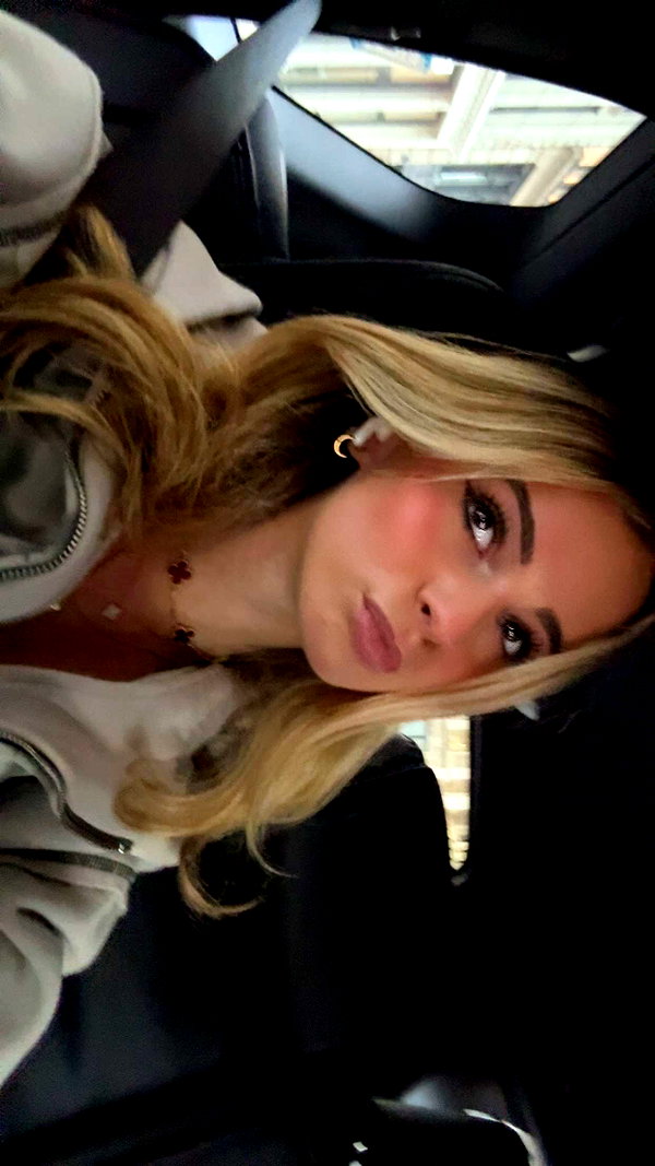 kaitlyn_krems snapchat image archive image