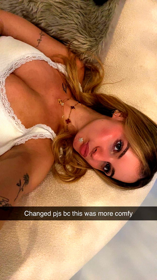 kaitlyn_krems snapchat image archive image