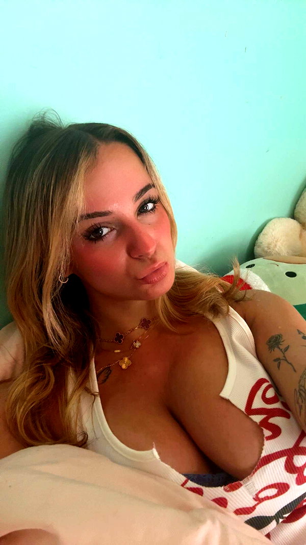 kaitlyn_krems snapchat image archive image