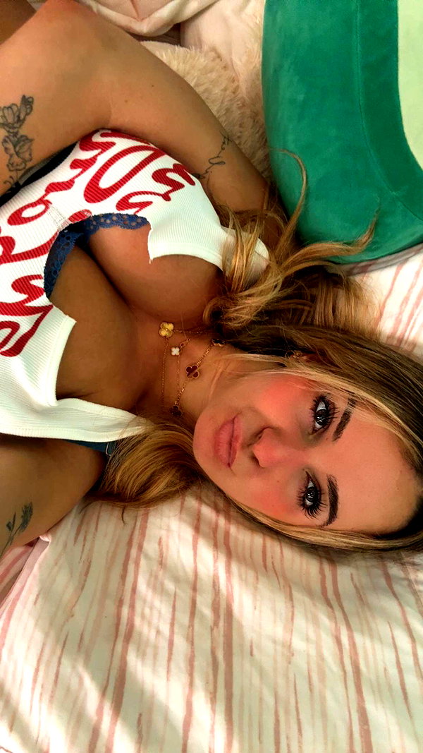 kaitlyn_krems snapchat image archive image
