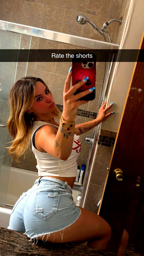 kaitlyn_krems snapchat image archive image