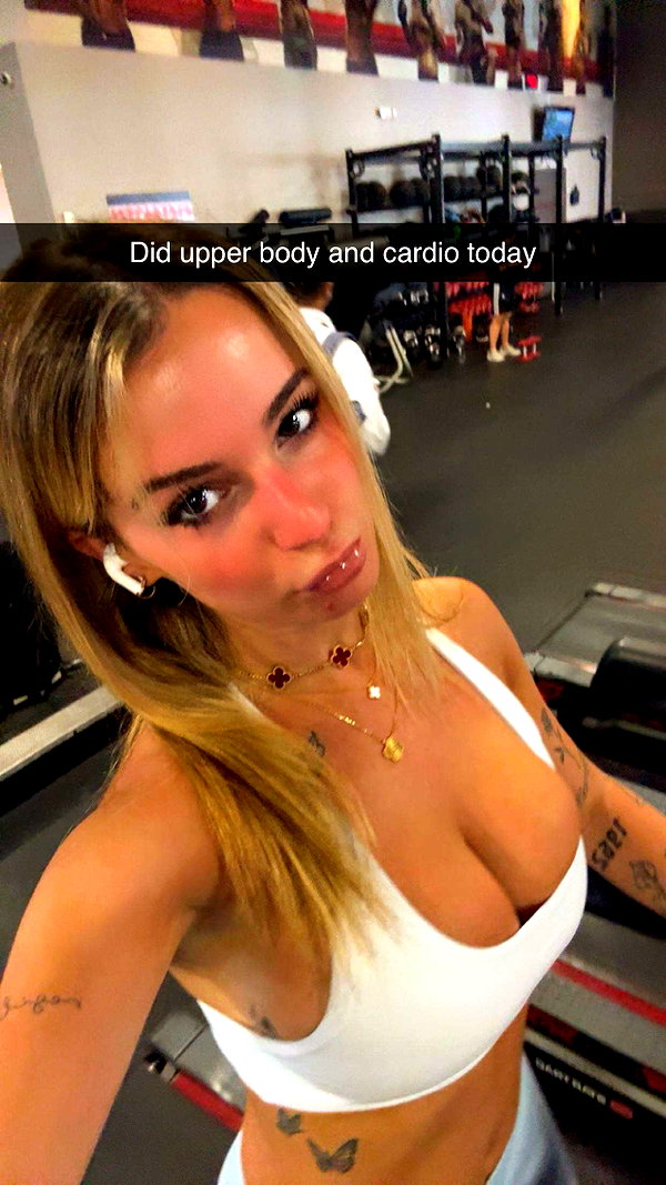 kaitlyn_krems snapchat image archive image