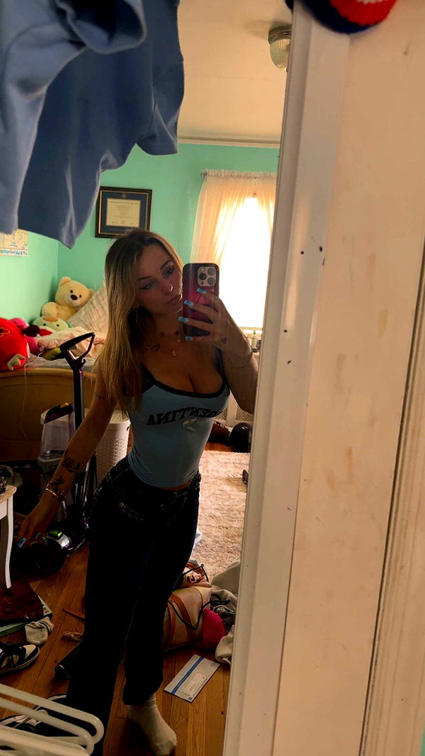 kaitlyn_krems snapchat image archive image