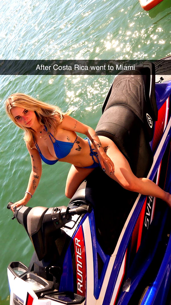 kaitlyn_krems snapchat image archive image