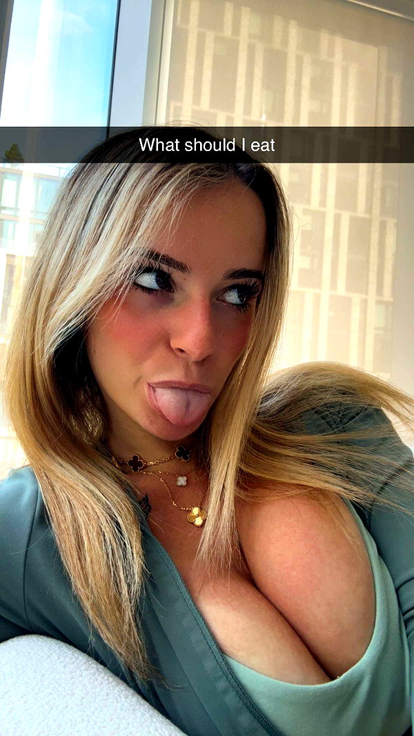kaitlyn_krems snapchat image archive image