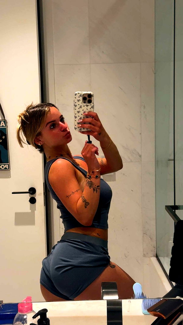kaitlyn_krems snapchat image archive image