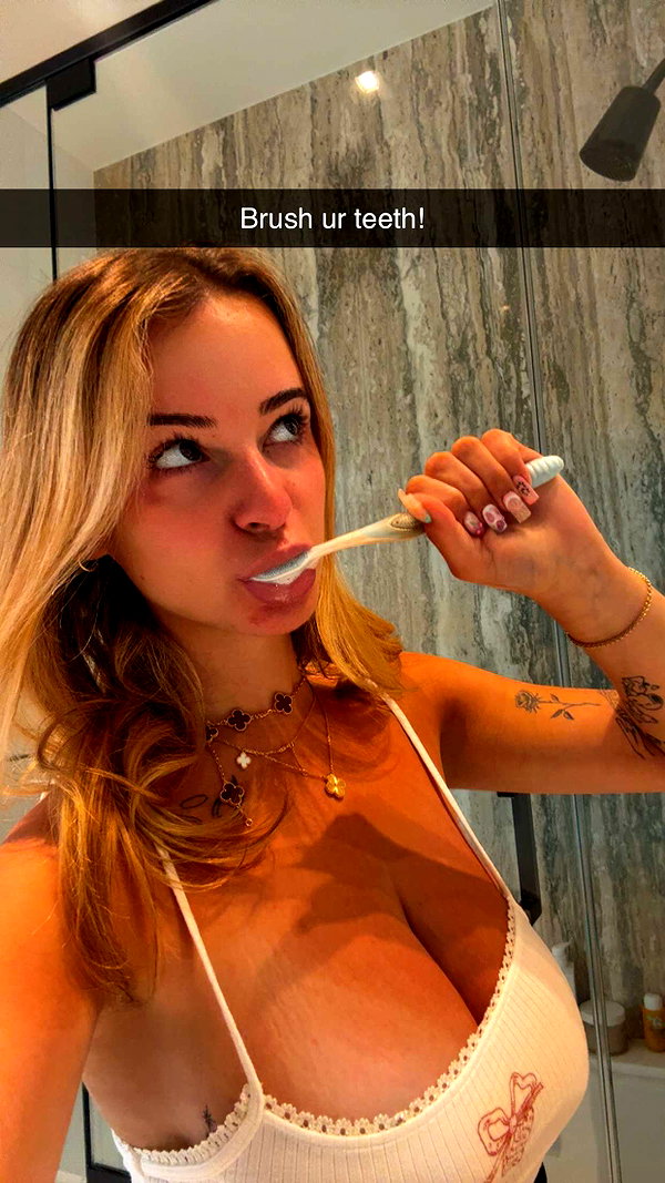 kaitlyn_krems snapchat image archive image