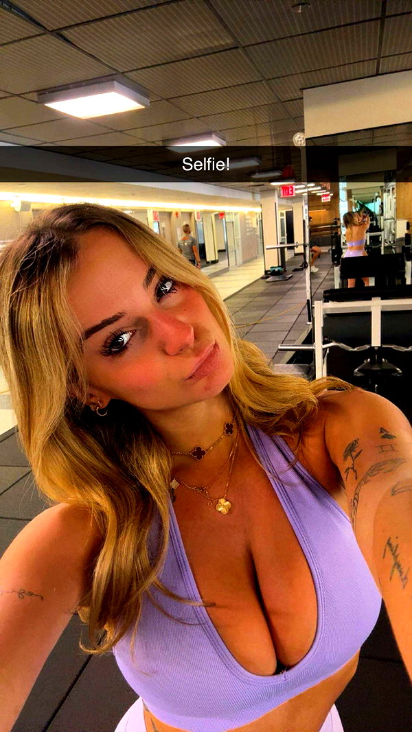 kaitlyn_krems snapchat image archive image