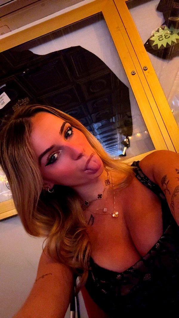 kaitlyn_krems snapchat image archive image
