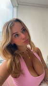 kaitlyn_krems Altpins Profile Picture
