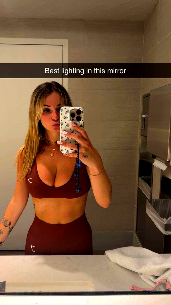 kaitlyn_krems snapchat image archive image