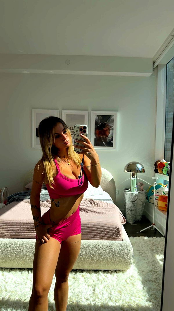 kaitlyn_krems snapchat image archive image