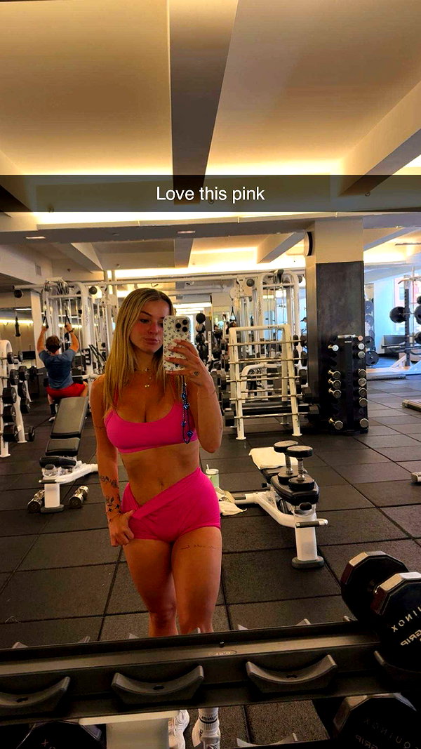 kaitlyn_krems snapchat image archive image