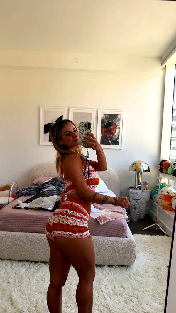 kaitlyn_krems snapchat image archive image