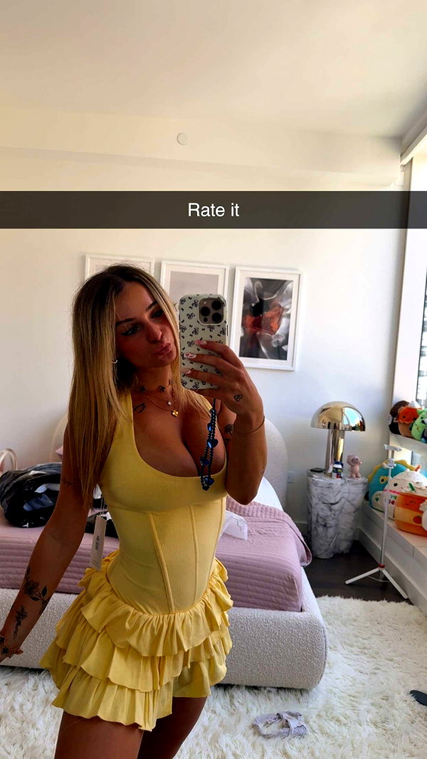 kaitlyn_krems snapchat image archive image