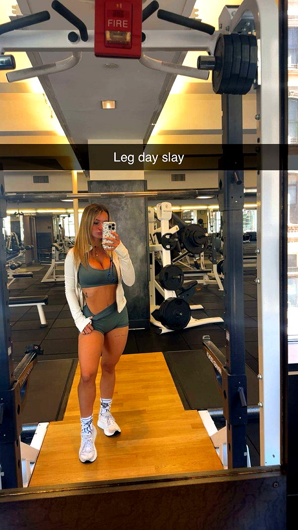 kaitlyn_krems snapchat image archive image