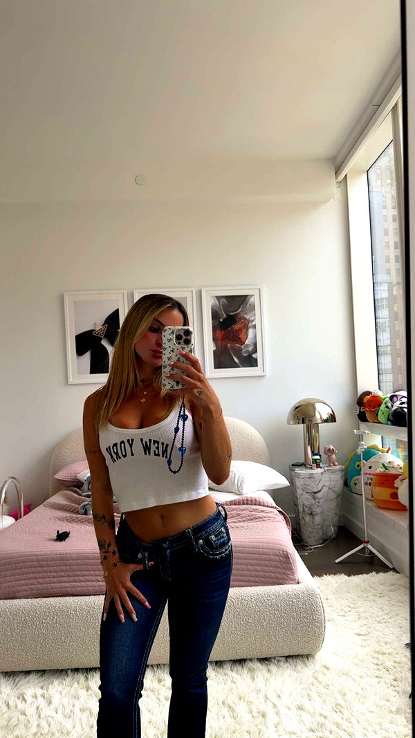 kaitlyn_krems snapchat image archive image