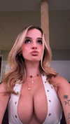 kaitlyn_krems Altpins Profile Picture