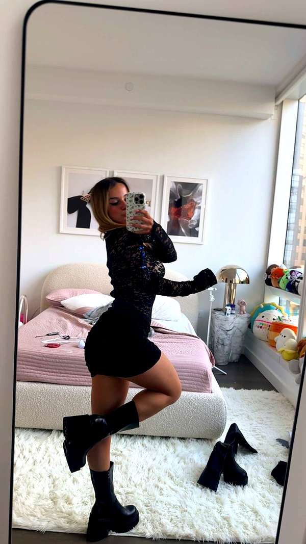 kaitlyn_krems snapchat image archive image