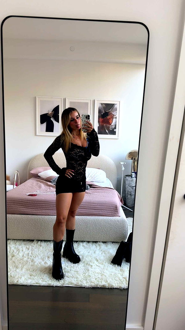 kaitlyn_krems snapchat image archive image
