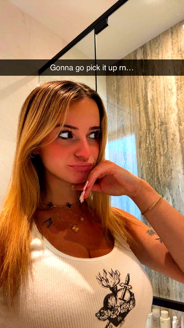 kaitlyn_krems snapchat image archive image