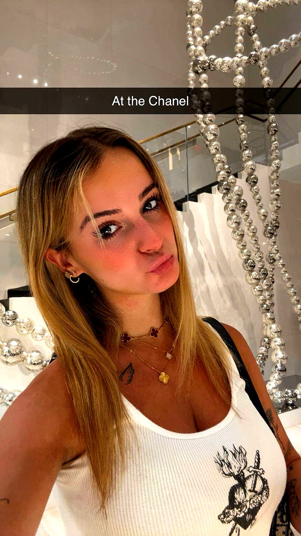 kaitlyn_krems snapchat image archive image