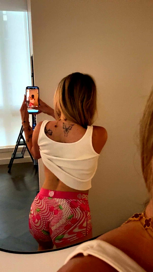 kaitlyn_krems snapchat image archive image