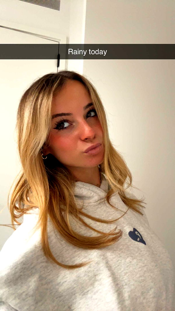 kaitlyn_krems snapchat image archive image