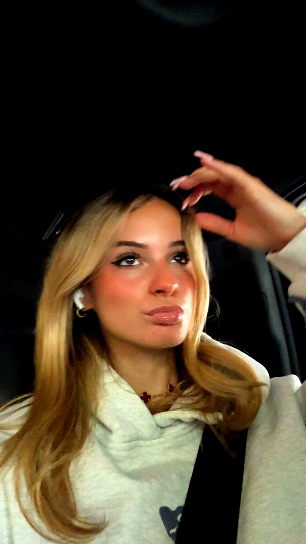 kaitlyn_krems snapchat image archive image