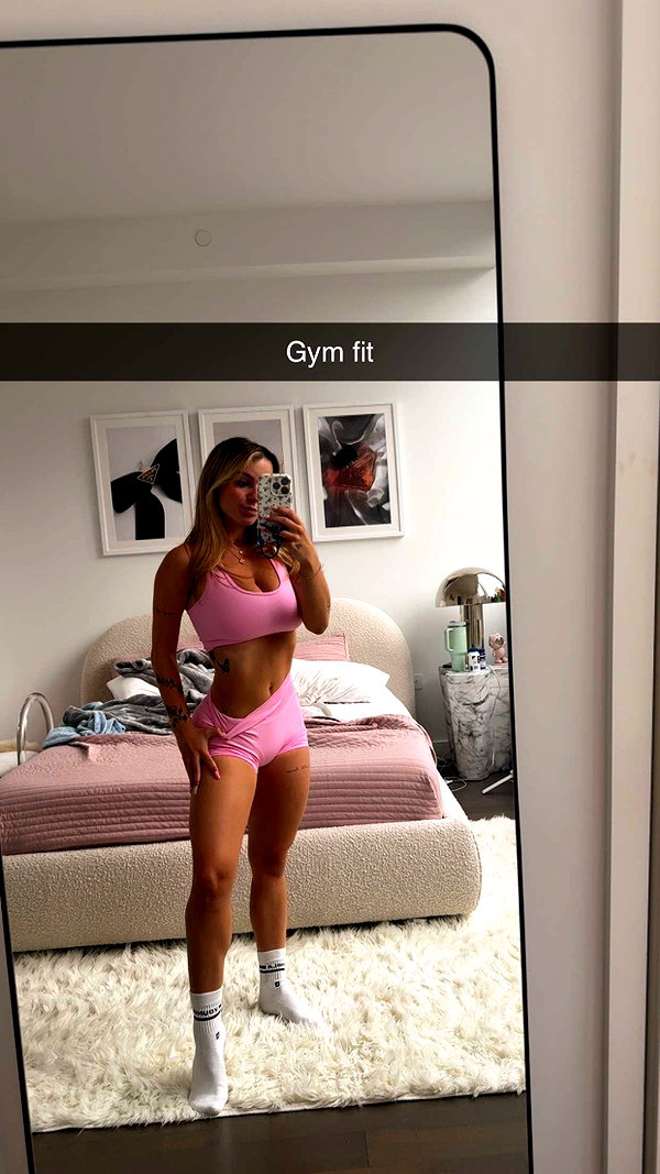 kaitlyn_krems snapchat image archive image
