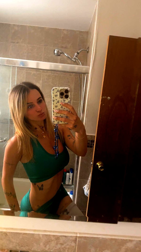 kaitlyn_krems snapchat image archive image