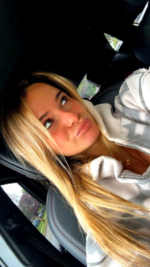kaitlyn_krems snapchat image archive image