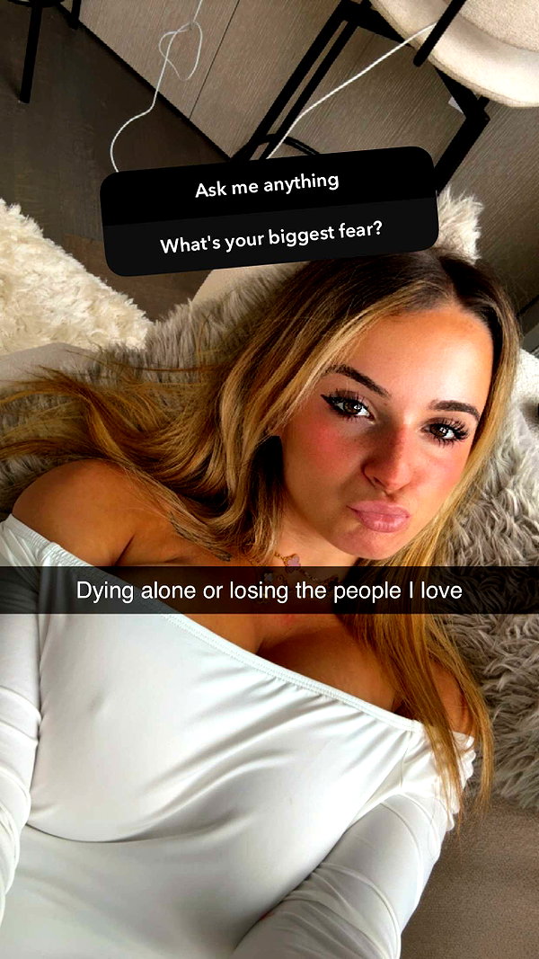 kaitlyn_krems snapchat image archive image
