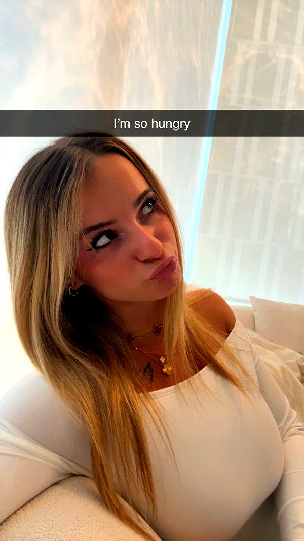 kaitlyn_krems snapchat image archive image