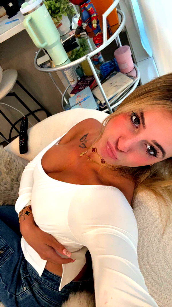 kaitlyn_krems snapchat image archive image