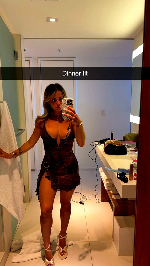kaitlyn_krems snapchat image archive image
