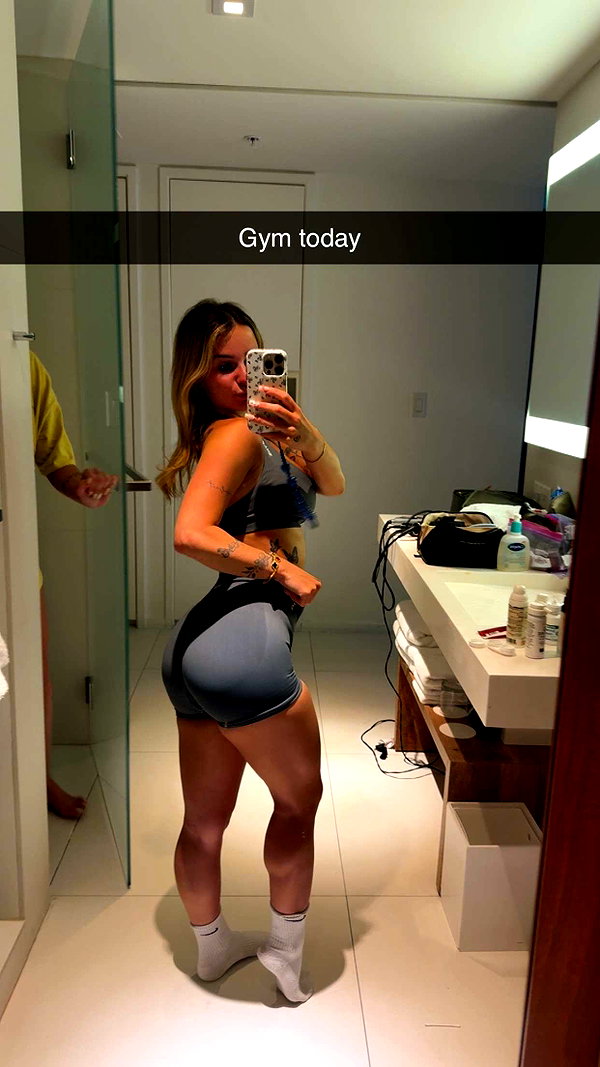 kaitlyn_krems snapchat image archive image