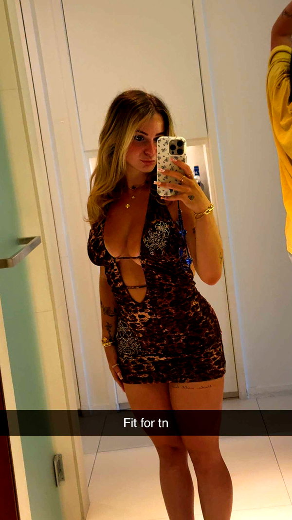 kaitlyn_krems snapchat image archive image