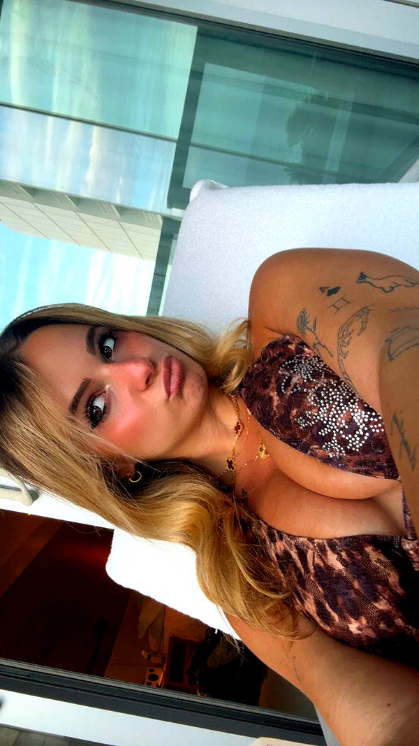 kaitlyn_krems snapchat image archive image
