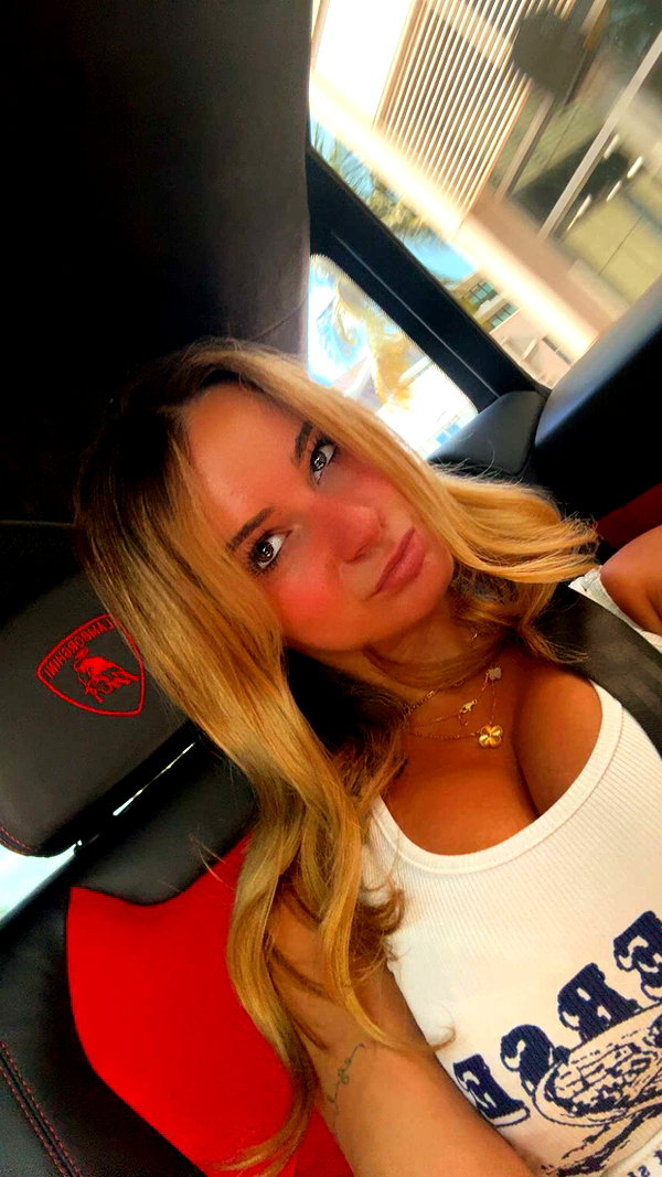 kaitlyn_krems snapchat image archive image