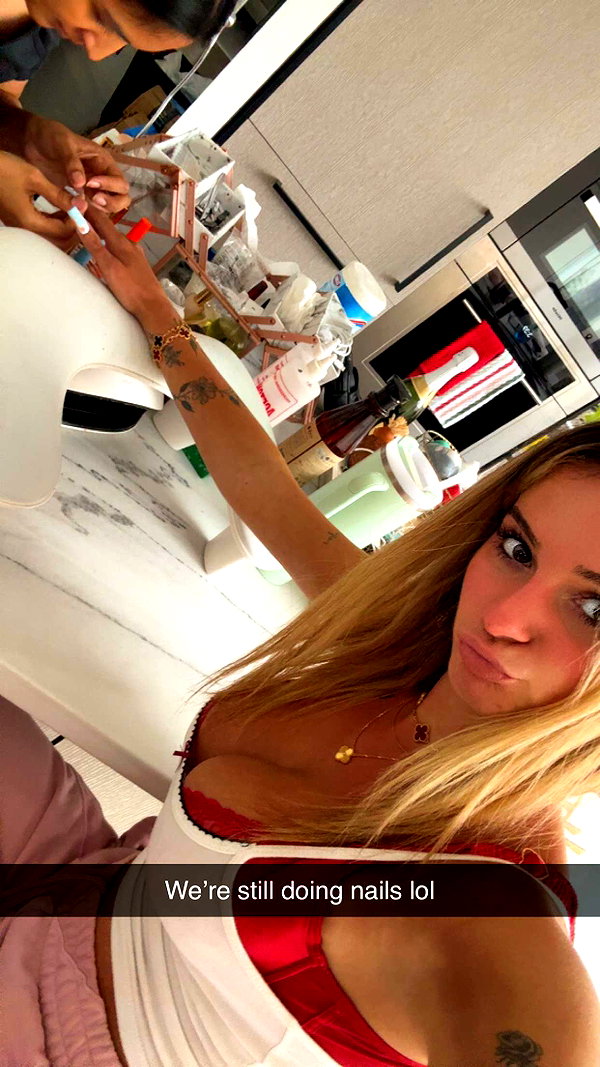 kaitlyn_krems snapchat image archive image